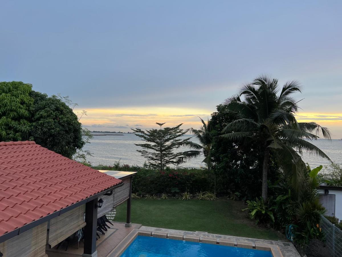 Melaka Beachfront Villa With Pool Esterno foto
