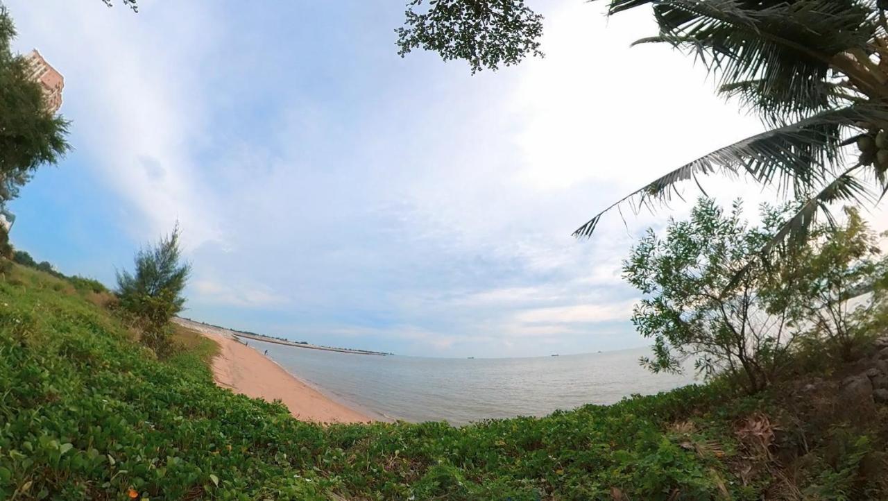 Melaka Beachfront Villa With Pool Esterno foto