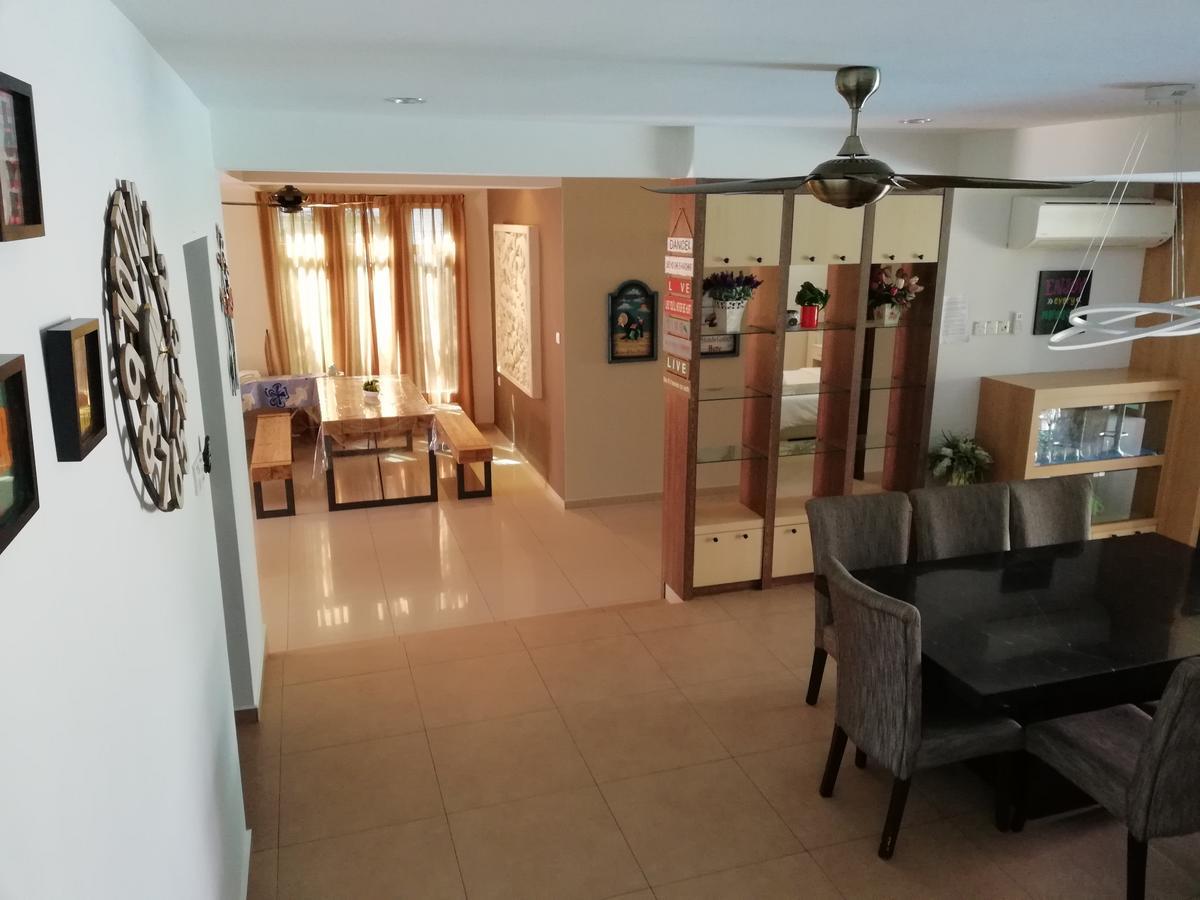 Melaka Beachfront Villa With Pool Esterno foto